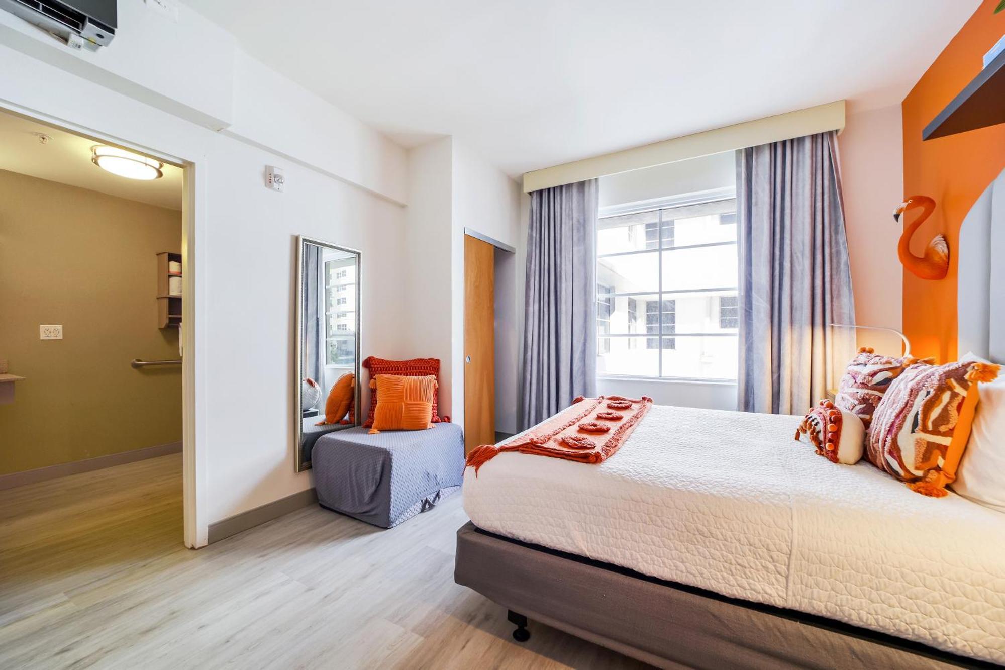Claremont Hotel Miami Beach Eksteriør billede