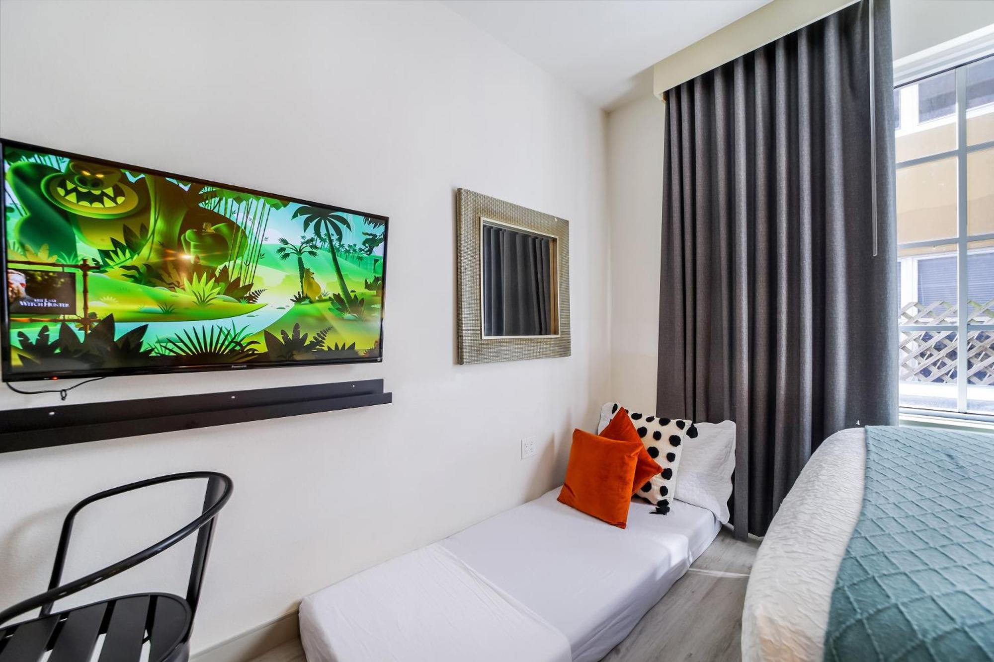 Claremont Hotel Miami Beach Eksteriør billede