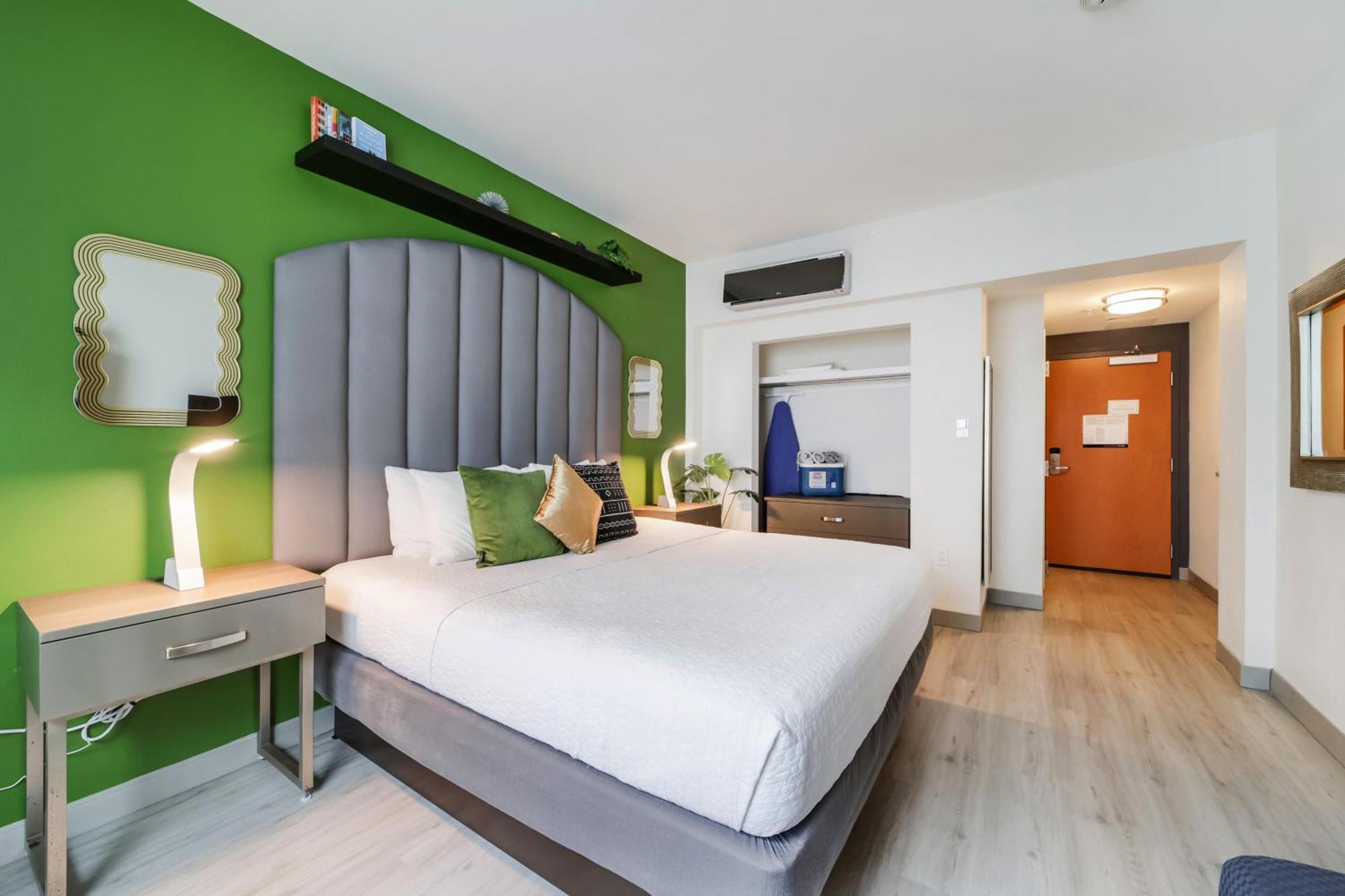 Claremont Hotel Miami Beach Eksteriør billede