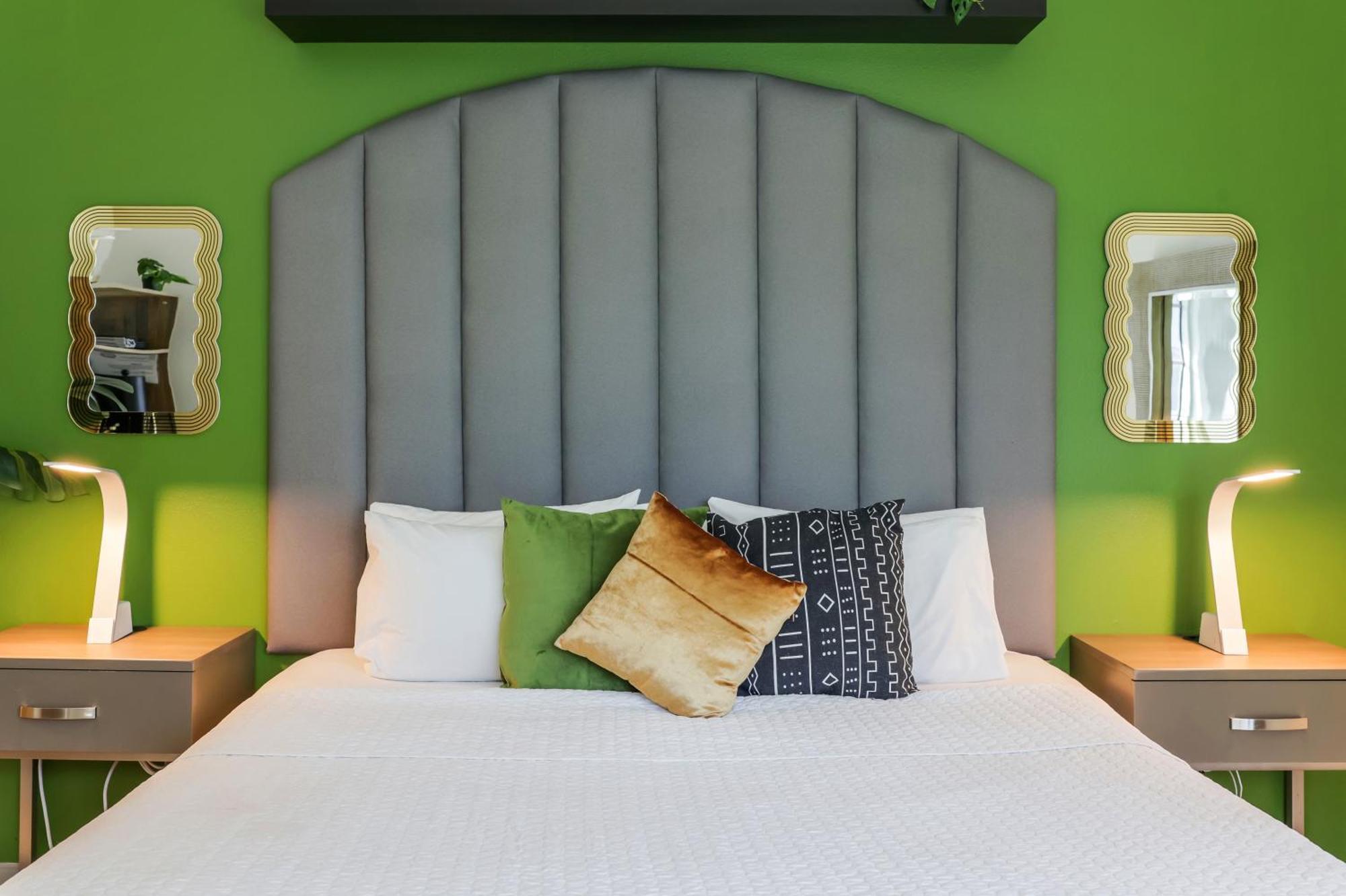 Claremont Hotel Miami Beach Eksteriør billede